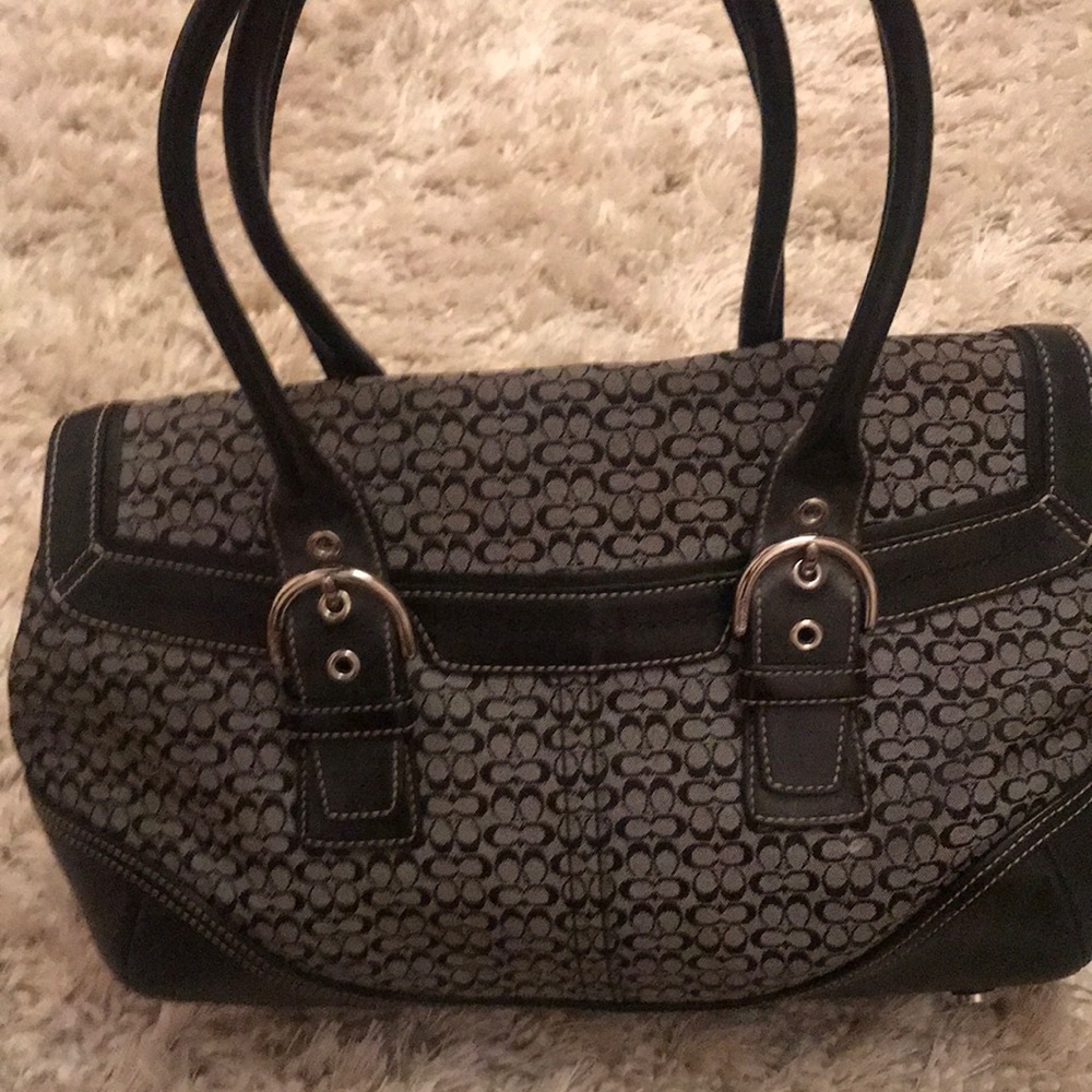 Authentic Coach purse - Picture 7 of 8